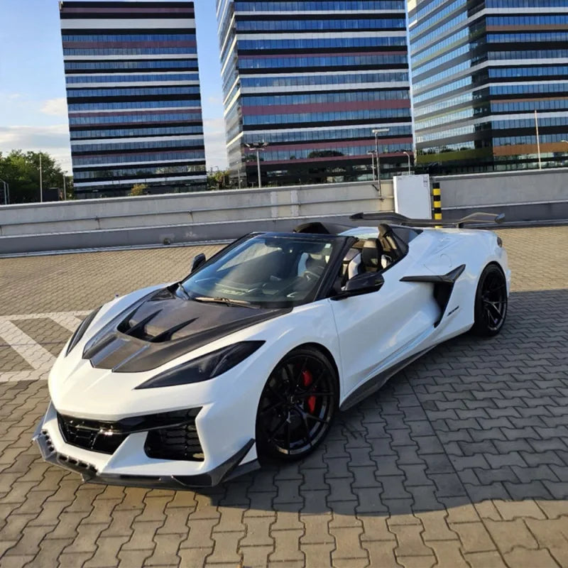 High Quality ZR1 Style Carbon Fiber Engine Hood Front Fender Trunk Lid Replacement Body Parts for Corvette C8