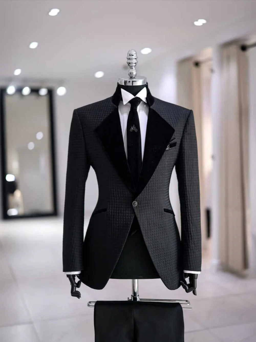 Formal Man Tuxedos Jacquard 2 Piece Set Jacket Pants Men Suit Classic Fit Single Breasted Evening Wedding Groom Customized
