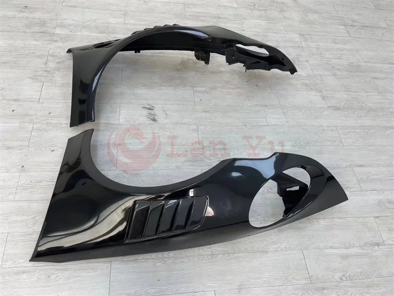 Car Modification Auto Body Parts High Glossy Carbon Fiber Front Car Side Fenders For Porsche 911 992 GT3 Style