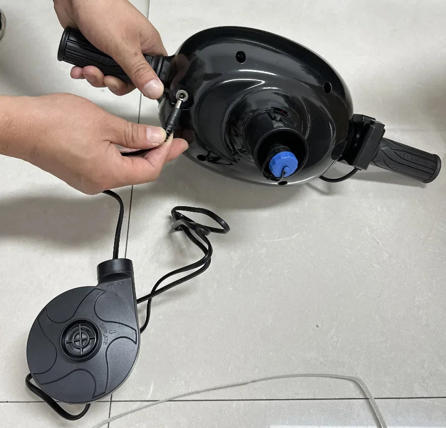 Inflatable Electric Water Scooter 6-8KM/H Speed IPX7 Waterproof Jet Ski Float