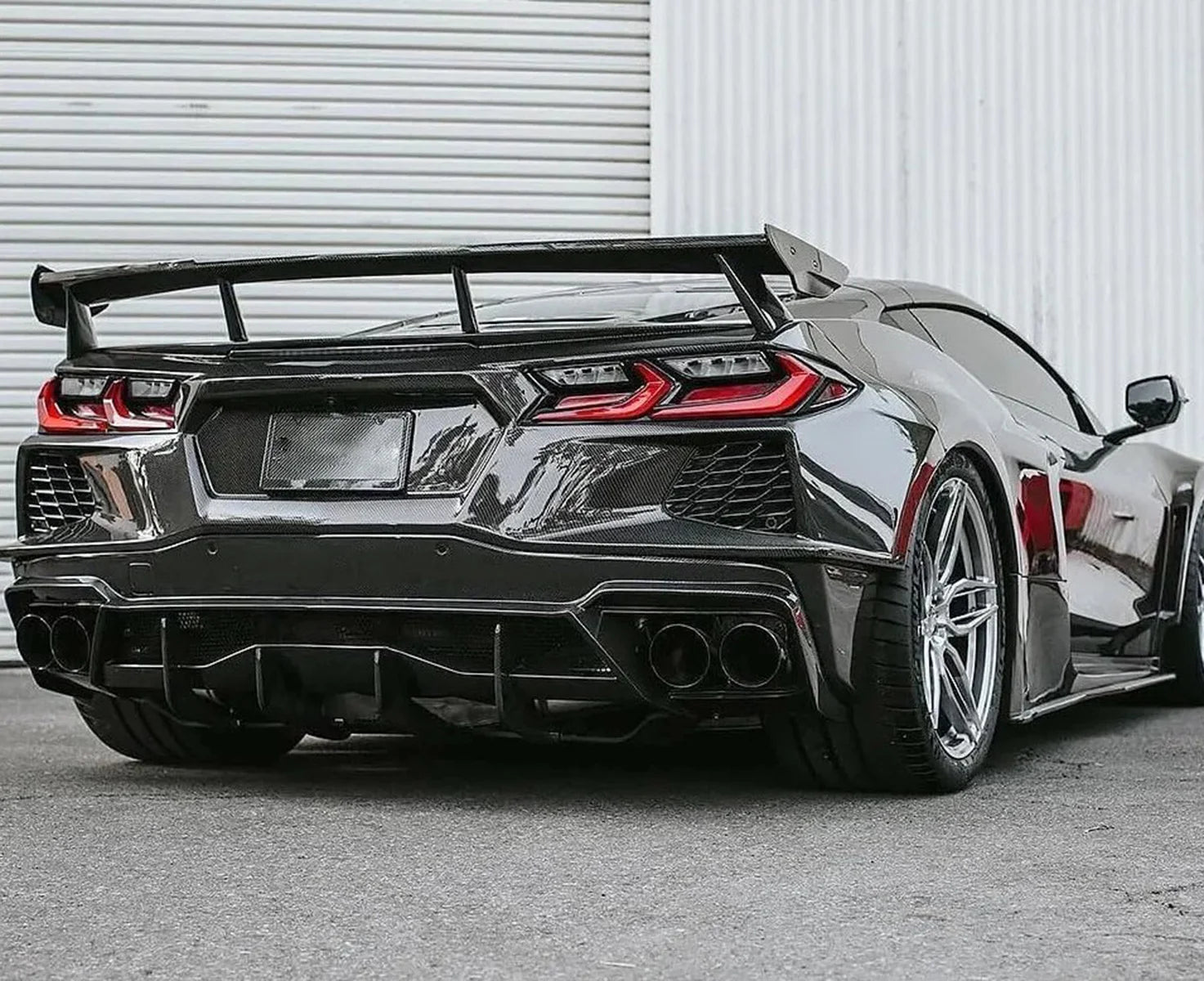 For 2020-2023 Chevrolet/Chevy Corvette C8 E-ray STG Z51 Rear Bumper Diffuser Rear Lip Splitter Spoiler Shark Fin Style Body Kit